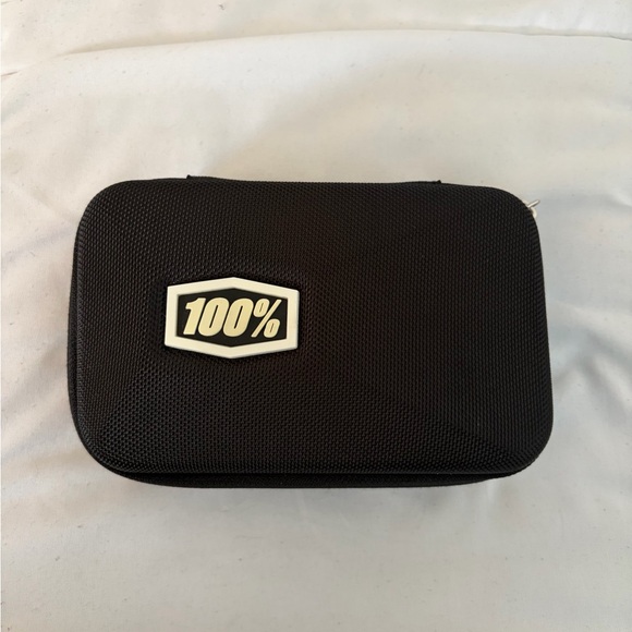 100% Racetrap sunglasses - Picture 7 of 11